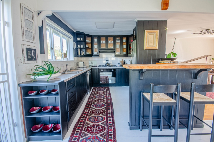 4 Bedroom Property for Sale in Pringle Bay Western Cape